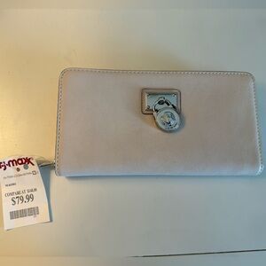 NWT - Michael Kors Wallet